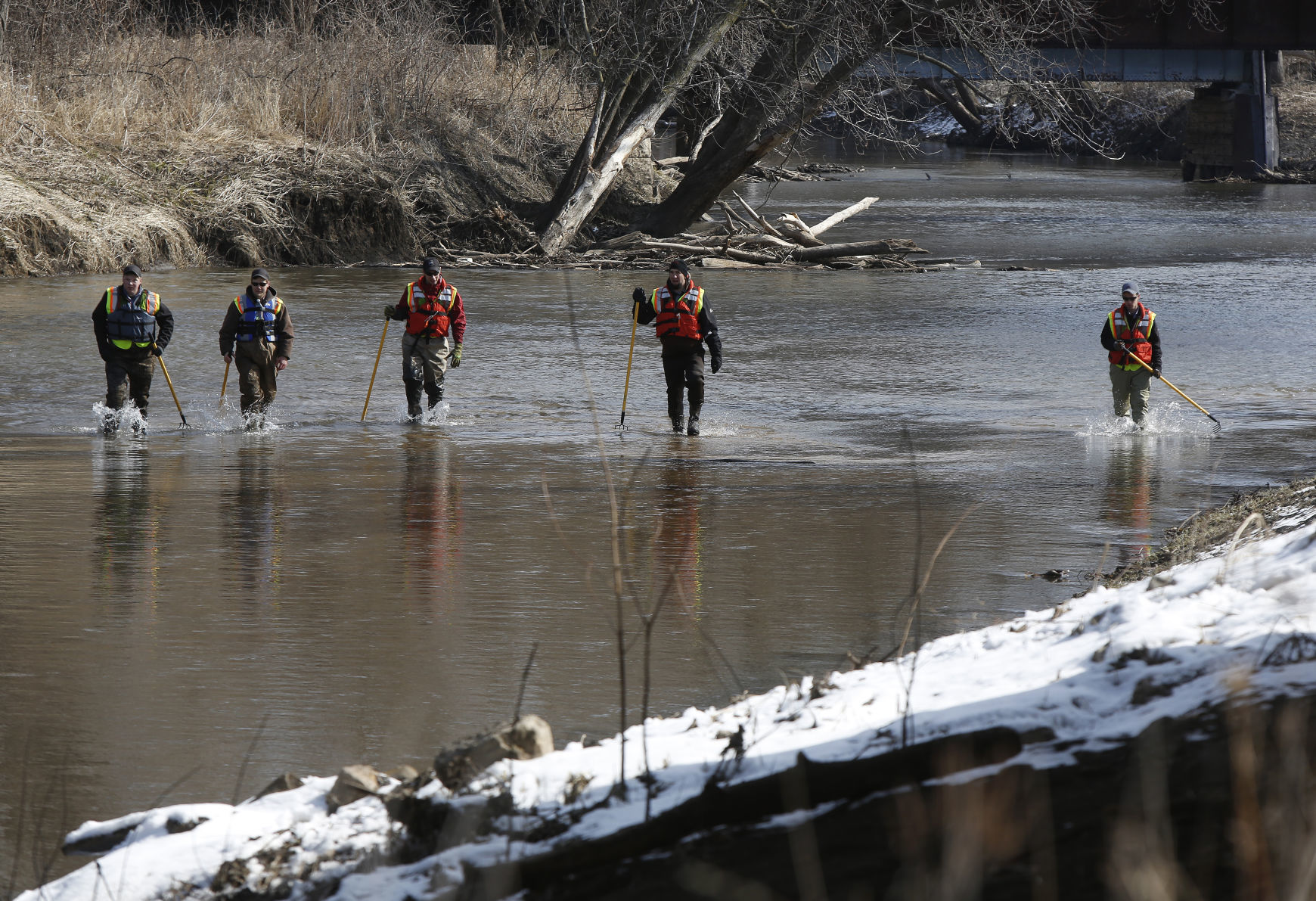 041018mp-Jake-Wilson-search-3-day-3